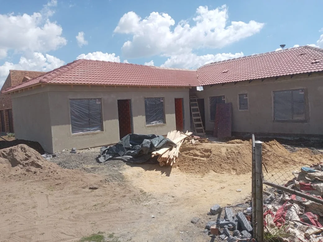 Building construction project photo 6