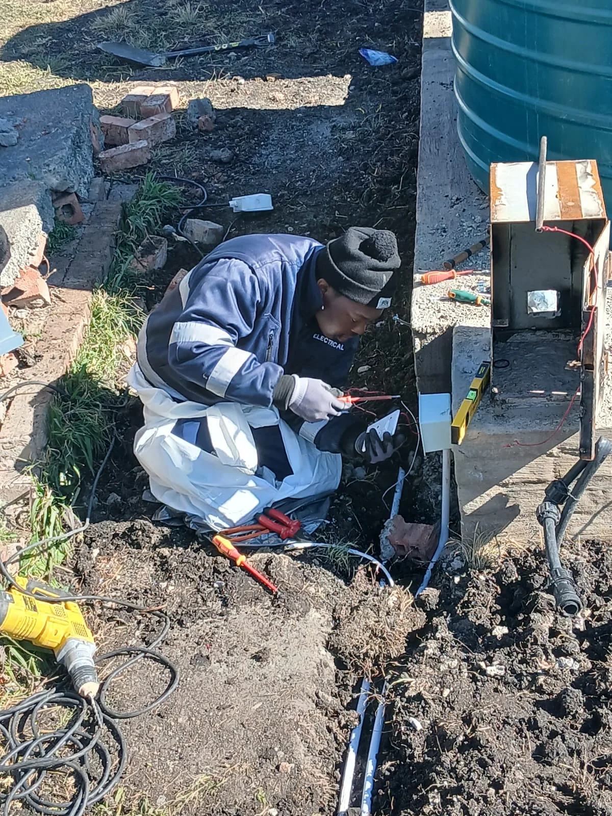 Electrical wiring project photo 6